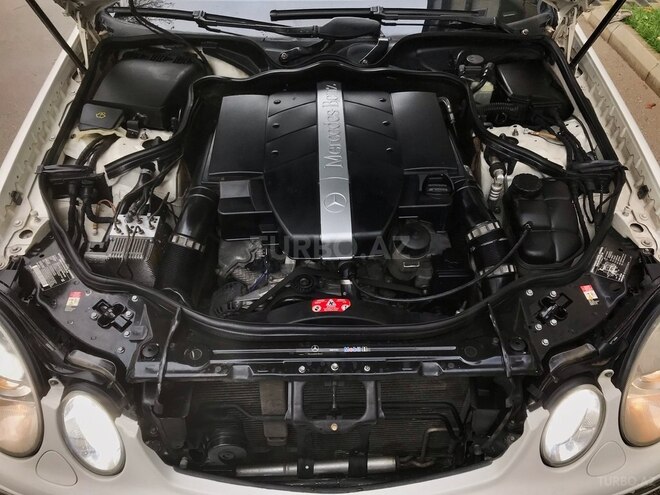 Mercedes E 320 2003, 257,000 km - 3.2 l - Bakı