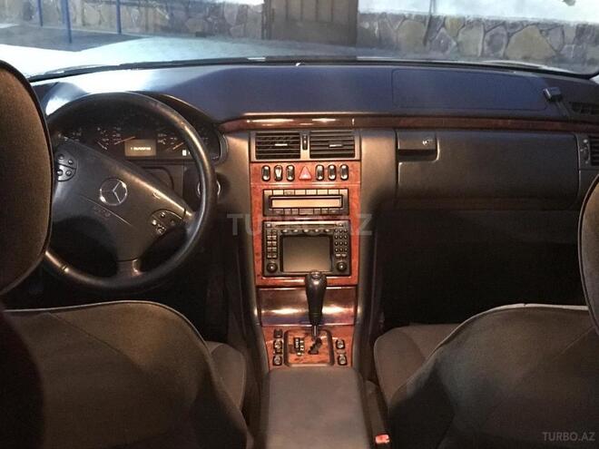 Mercedes E 240 1999, 185,000 km - 2.4 л - Bakı