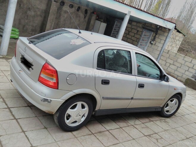 Opel Astra 1998, 123,456 km - 1.8 l - Qusar