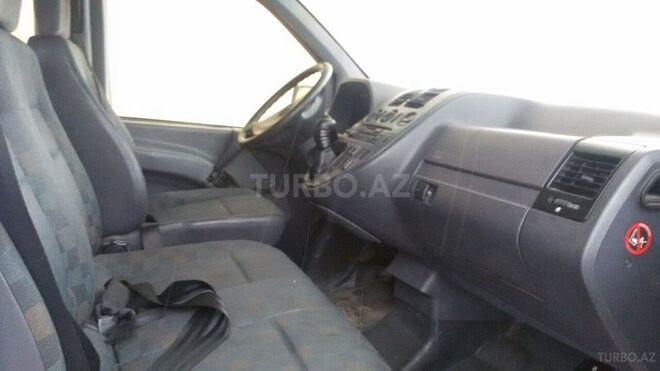 Mercedes Vito 2000, 300,000 km - 2.2 l - Bakı