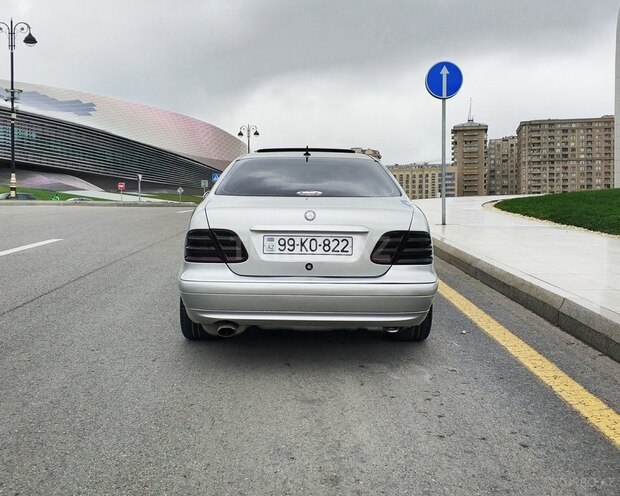 Mercedes  2000, 330,000 km - 2.3 л - Bakı