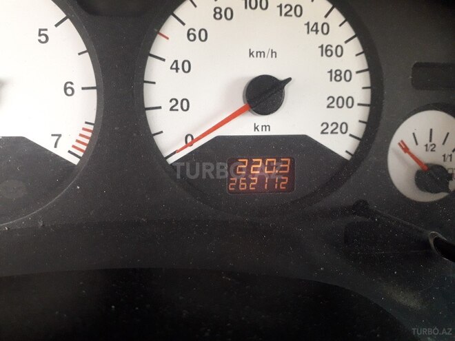 Opel Zafira 2000, 262,500 km - 2.2 л - Sumqayıt