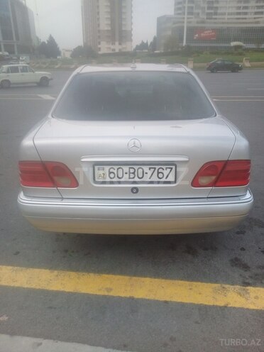 Mercedes E 280 1996, 380,000 km - 2.8 l - Bakı