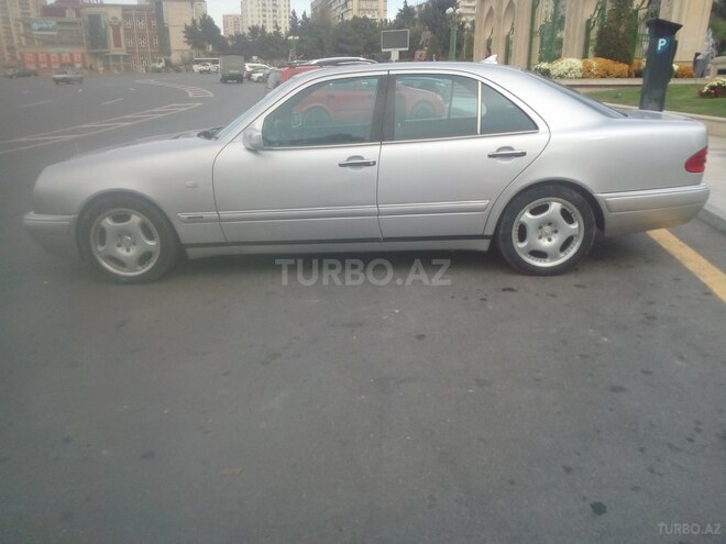 Mercedes E 280 1996, 380,000 km - 2.8 l - Bakı