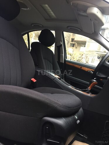 Mercedes E 220 2006, 180,000 km - 2.2 l - Bakı