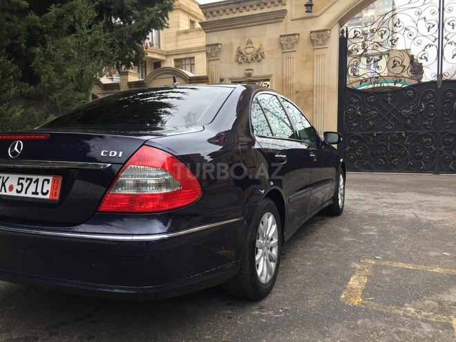Mercedes E 220 2006, 180,000 km - 2.2 l - Bakı