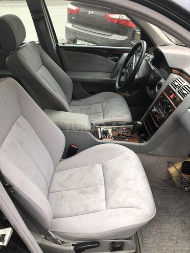 Mercedes E 200 1998, 436,000 km - 2.0 l - Bakı