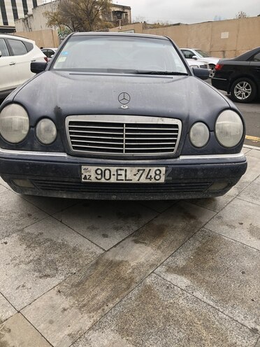 Mercedes E 200 1998, 436,000 km - 2.0 l - Bakı