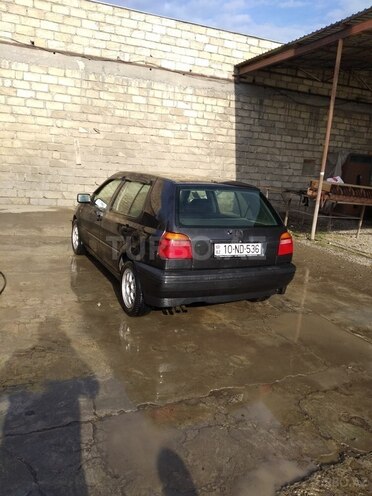 Volkswagen Golf 1994, 185,364 km - 2.0 л - Gəncə