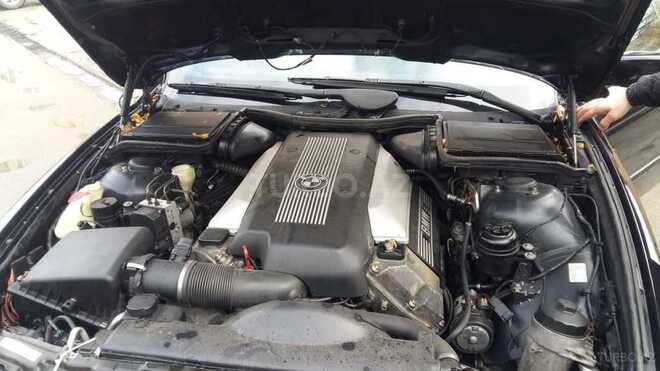 BMW 540 2000, 180,000 km - 4.4 l - Bakı