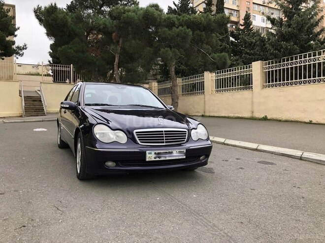 Mercedes C 200 2002, 290,000 km - 2.0 l - Bakı
