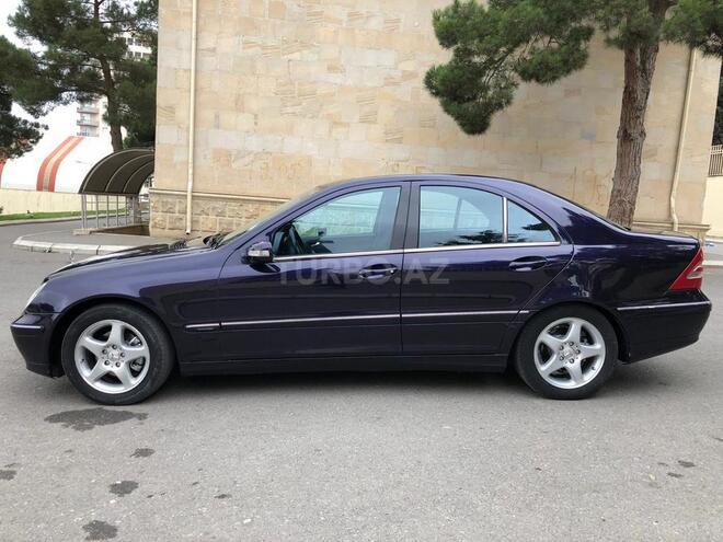 Mercedes C 200 2002, 290,000 km - 2.0 l - Bakı