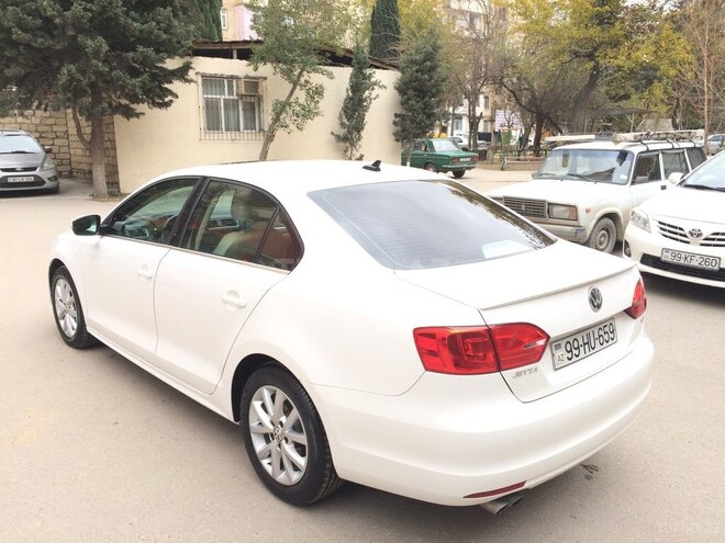 Volkswagen Jetta 2013, 38,000 km - 1.8 l - Bakı
