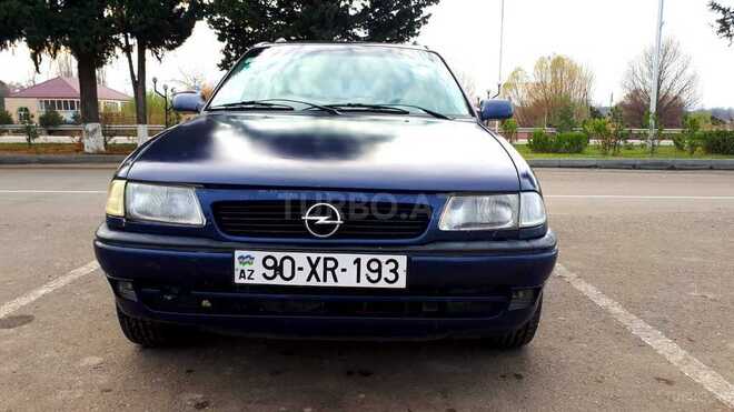 Opel Astra 1997, 310,000 km - 1.6 l - Qazax