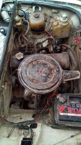 LADA (VAZ) 21011 1975, 255,858 km - 1.3 l - Quba