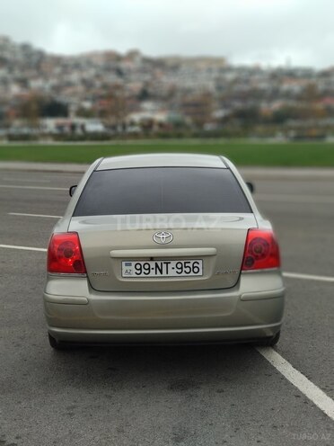 Toyota Avensis 2004, 219,610 km - 2.0 l - Bakı