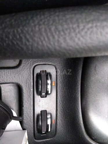 Toyota Avensis 2004, 219,610 km - 2.0 l - Bakı