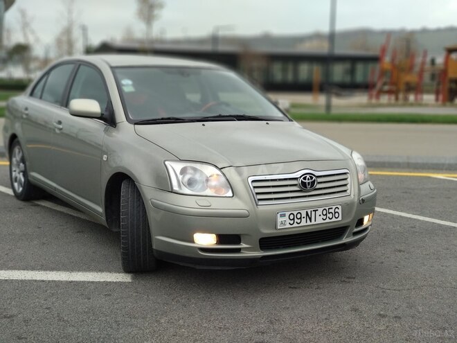 Toyota Avensis 2004, 219,610 km - 2.0 l - Bakı