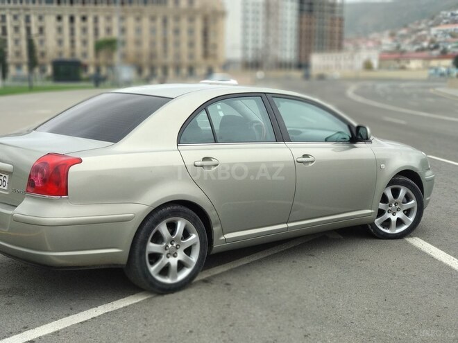 Toyota Avensis 2004, 219,610 km - 2.0 l - Bakı