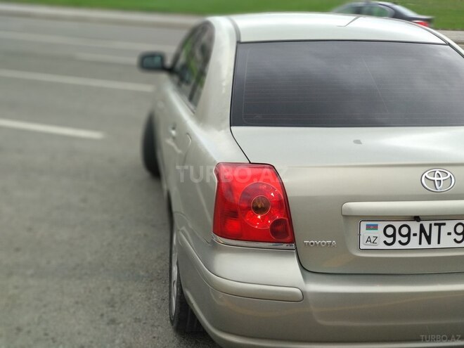 Toyota Avensis 2004, 219,610 km - 2.0 l - Bakı