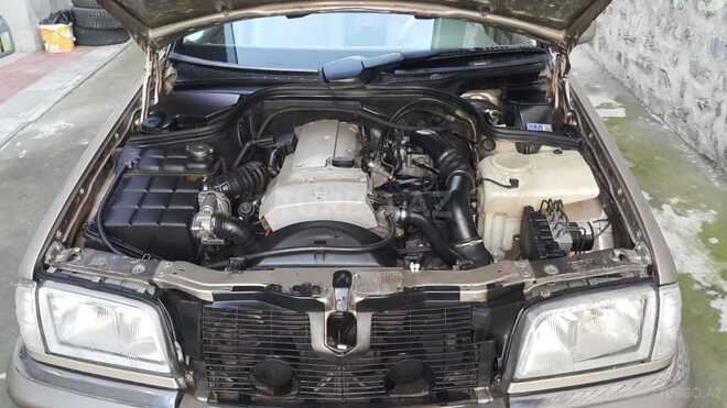 Mercedes C 230 1999, 245,000 km - 2.3 l - Qax