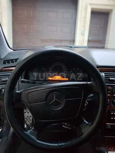 Mercedes E 280 1999, 353,000 km - 2.8 l - Bakı