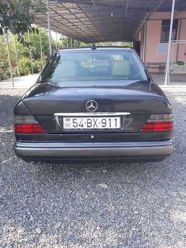 Mercedes E 300 1990, 530,000 km - 3.0 l - Sabirabad