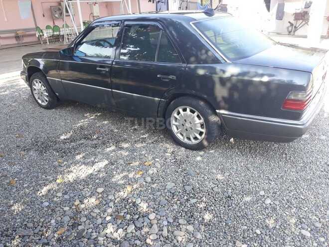 Mercedes E 300 1990, 530,000 km - 3.0 l - Sabirabad