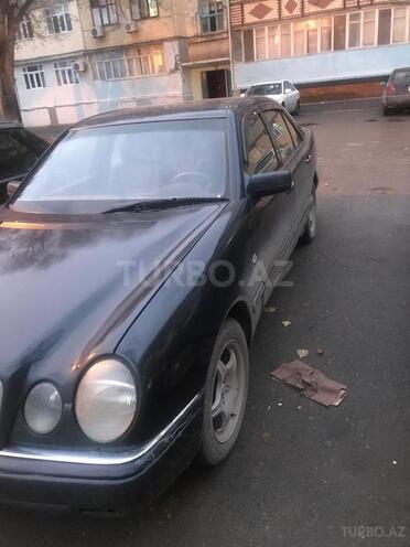 Mercedes E 230 1996, 320,000 km - 2.3 l - Sumqayıt