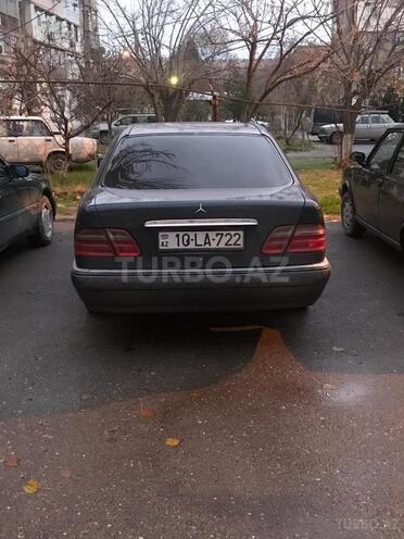 Mercedes E 230 1996, 320,000 km - 2.3 l - Sumqayıt