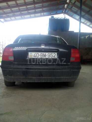 Volkswagen Passat 1998, 215,000 km - 1.6 l - Quba