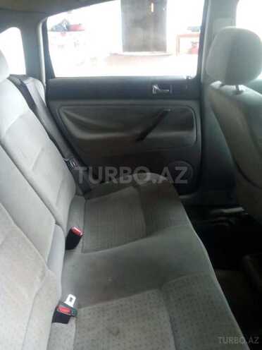 Volkswagen Passat 1998, 215,000 km - 1.6 l - Quba