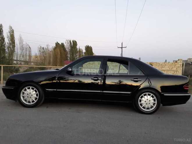 Mercedes E 320 2000, 245,000 km - 3.2 l - Bakı