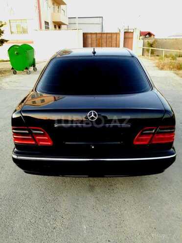 Mercedes E 320 2000, 245,000 km - 3.2 l - Bakı