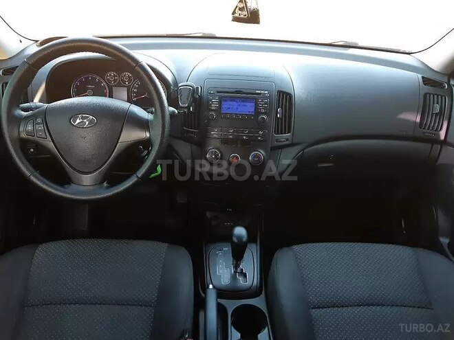 Hyundai i30 2010, 93,000 km - 1.6 л - Gəncə