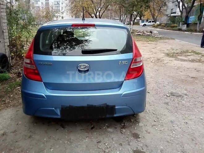 Hyundai i30 2010, 93,000 km - 1.6 л - Gəncə