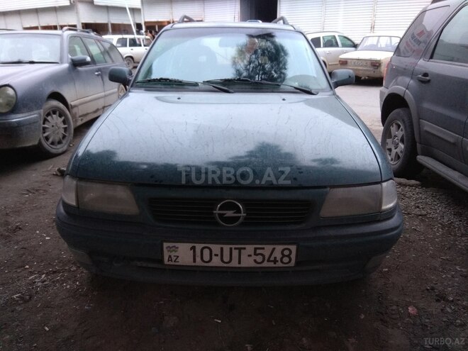 Opel Astra 1996, 320,000 km - 1.6 l - Bakı