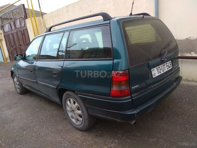 Opel Astra 1996, 320,000 km - 1.6 l - Bakı
