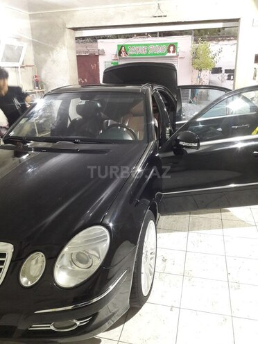 Mercedes E 220 2006, 233,000 km - 2.2 l - Bakı