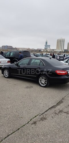 Mercedes E 200 2010, 240,000 km - 2.2 l - Bakı