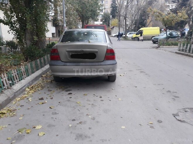 Opel Vectra 1996, 256,000 km - 1.8 l - Bakı