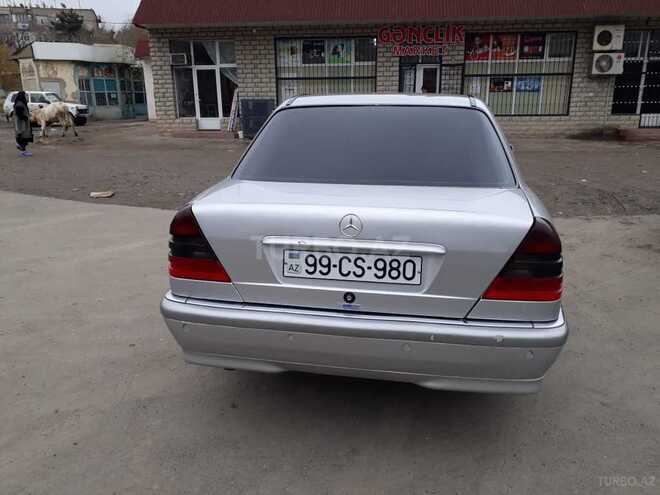 Mercedes C 180 2000, 329,000 km - 1.8 l - Sumqayıt