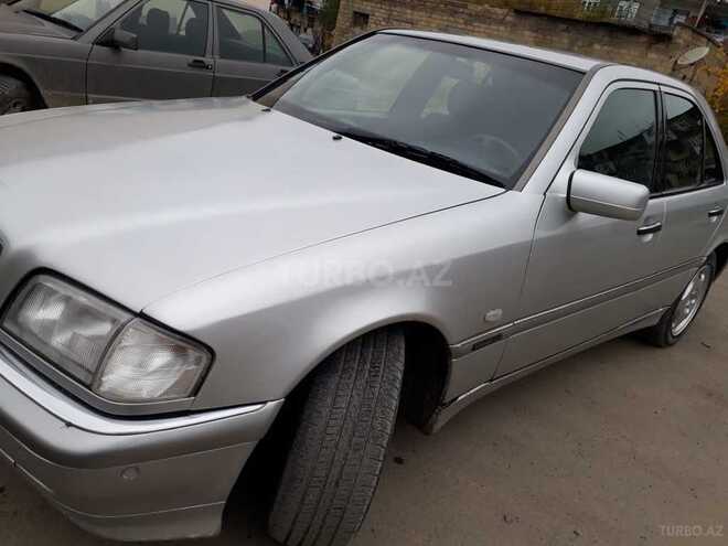 Mercedes C 180 2000, 329,000 km - 1.8 l - Sumqayıt
