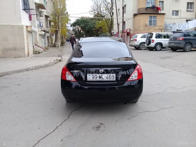 Nissan Sunny 2014, 200,000 km - 1.5 l - Bakı