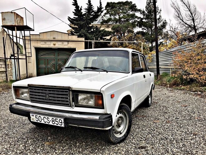LADA (VAZ) 2107 2004, 880,000 km - 1.5 l - Bakı