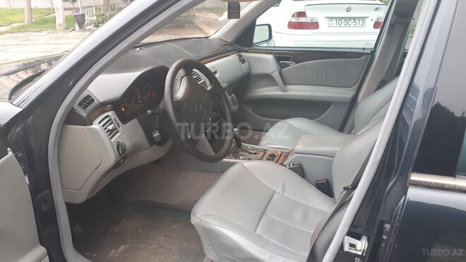 Mercedes E 240 1998, 210,000 km - 2.0 l - Bakı