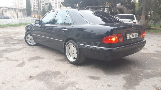Mercedes E 240 1998, 210,000 km - 2.0 l - Bakı