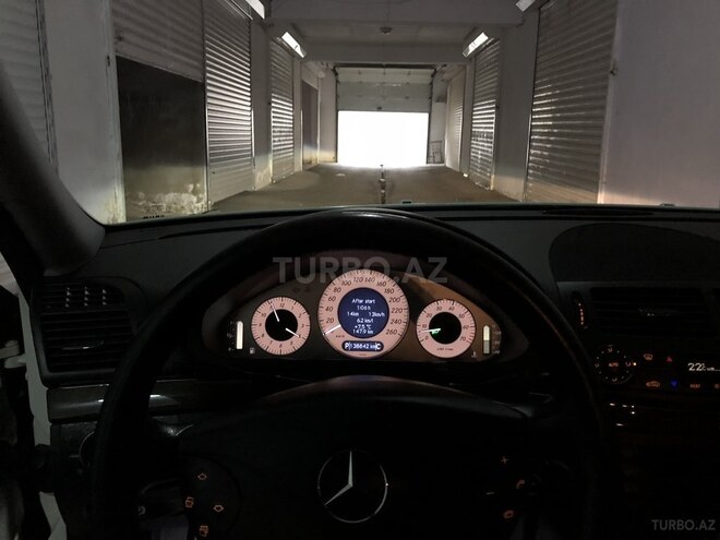 Mercedes E 350 2005, 139,000 km - 3.5 l - Bakı