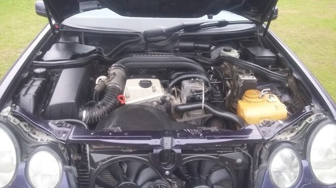 Mercedes E 220 1997, 328,000 km - 2.2 л - Sabirabad
