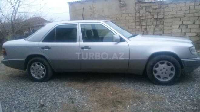 Mercedes E 200 1992, 455,588 km - 2.0 l - Sumqayıt